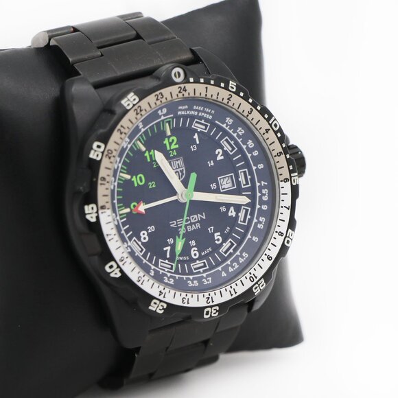 LUMINOX Land Recon NAVSPC 8830 Watch - Picture 1 of 4